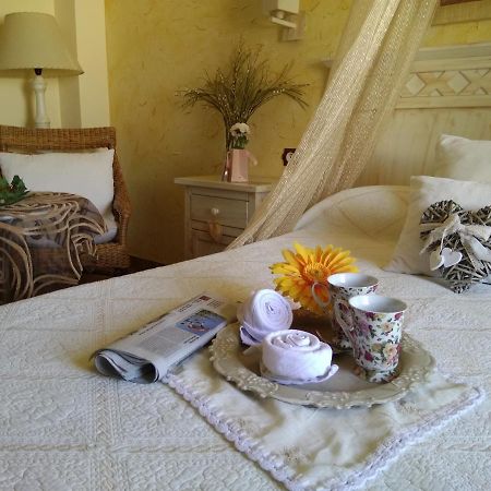 Laurel De La Reina Bed & Breakfast - Boutique La Zubia  Eksteriør billede