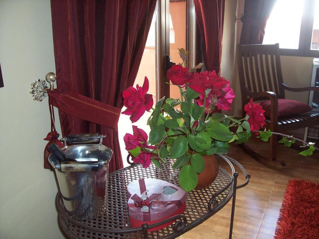 Laurel De La Reina Bed & Breakfast - Boutique La Zubia  Eksteriør billede