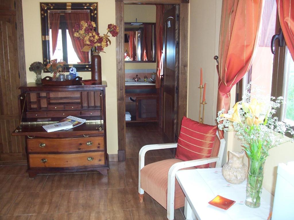 Laurel De La Reina Bed & Breakfast - Boutique La Zubia  Eksteriør billede