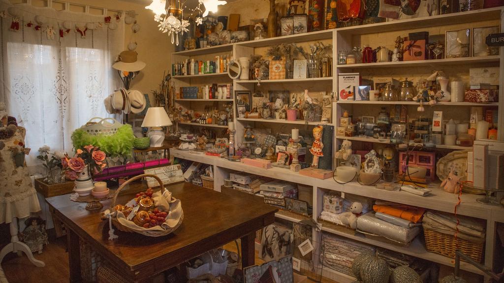 Laurel De La Reina Bed & Breakfast - Boutique La Zubia  Eksteriør billede
