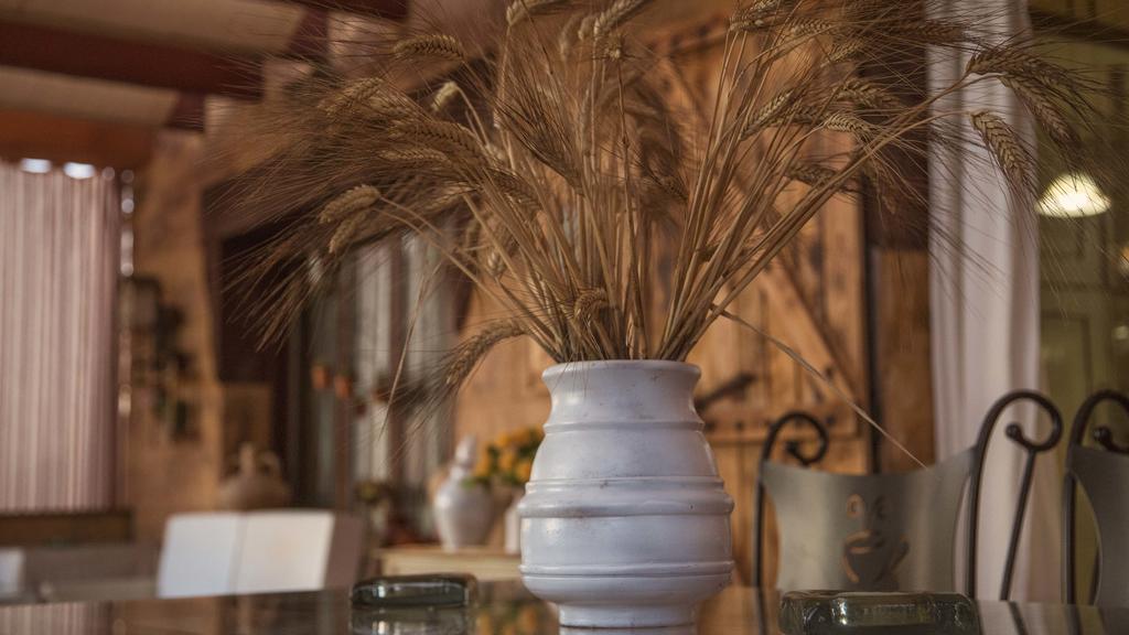 Laurel De La Reina Bed & Breakfast - Boutique La Zubia  Eksteriør billede