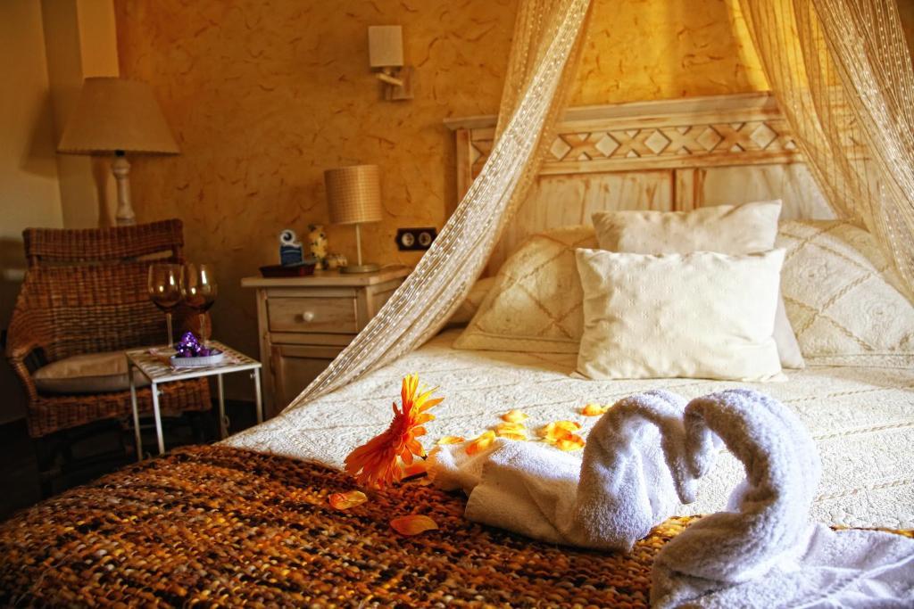 Laurel De La Reina Bed & Breakfast - Boutique La Zubia  Eksteriør billede