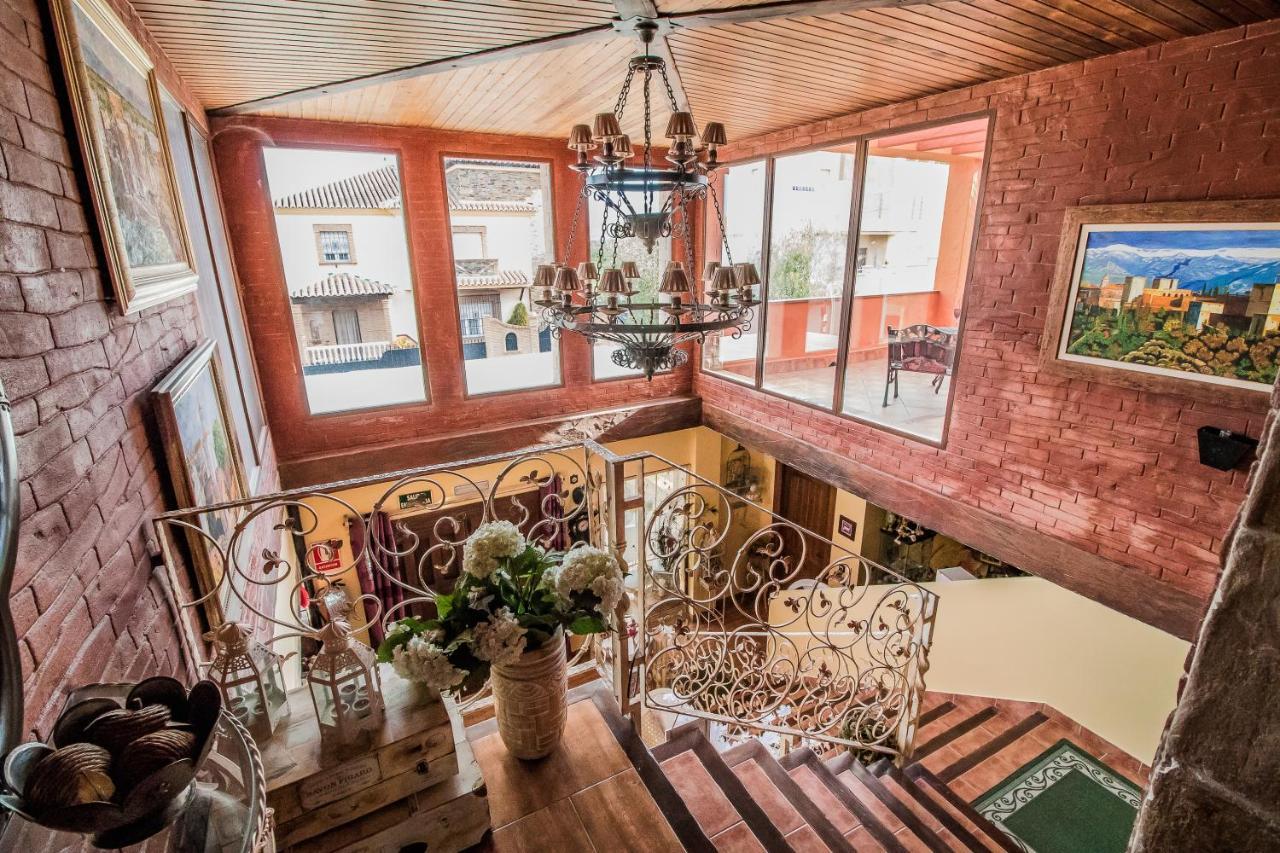 Laurel De La Reina Bed & Breakfast - Boutique La Zubia  Eksteriør billede
