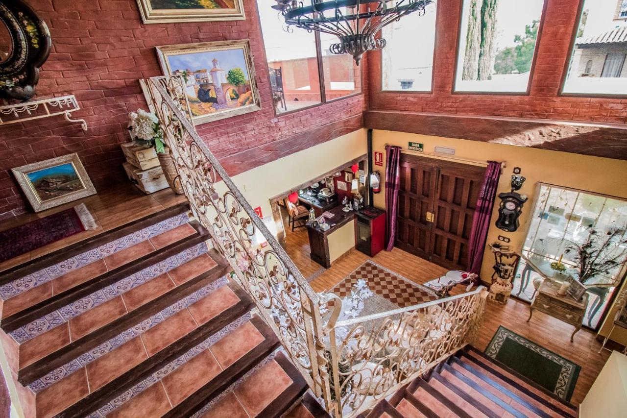 Laurel De La Reina Bed & Breakfast - Boutique La Zubia  Eksteriør billede