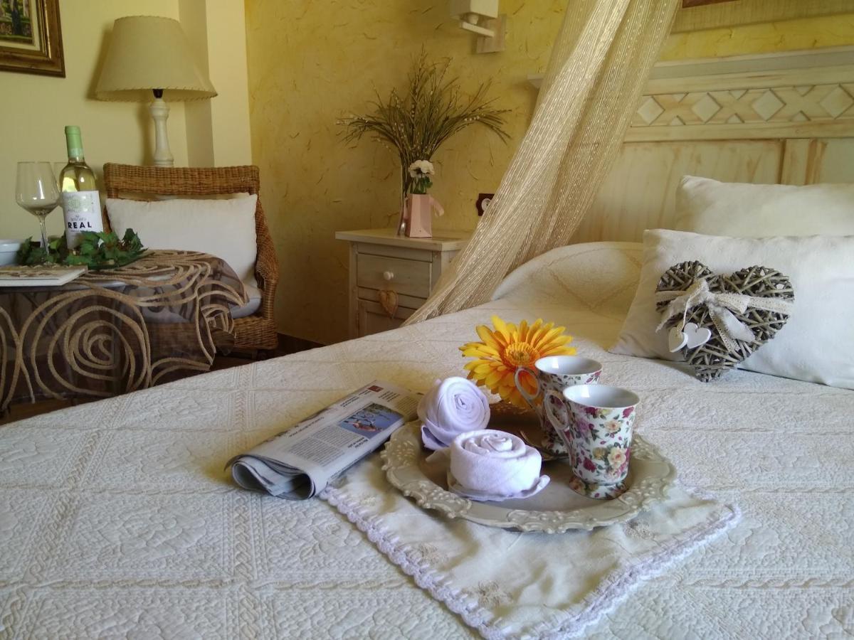 Laurel De La Reina Bed & Breakfast - Boutique La Zubia  Eksteriør billede